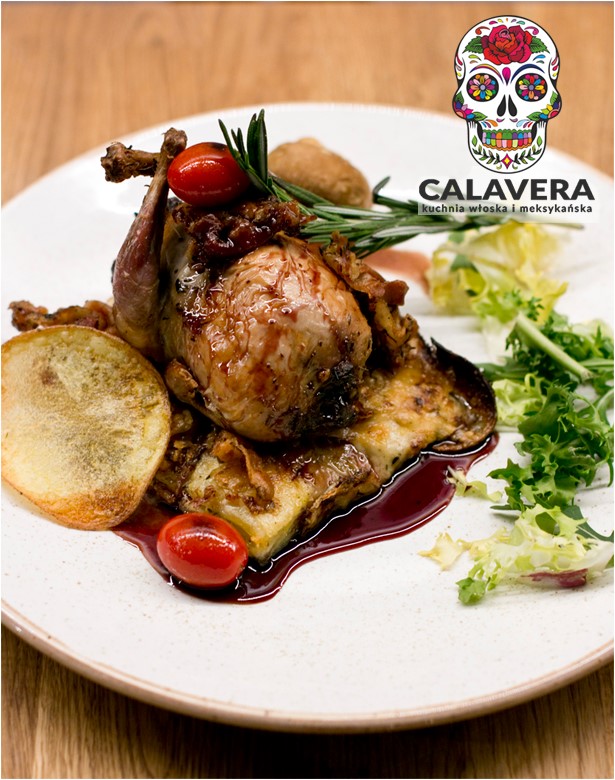 To jedna z najchętniej odwiedzanych restauracji w Zabrzu. Po pełnej modernizacji oraz zmianie nazwy na Calavera jest szczególnie w weekendy jednym z bardziej popularnych miejsc na gastronomicznej mapie Zabrza. Specjalnością Restauracji Calavera jest kuchnia włoska i meksykańska.