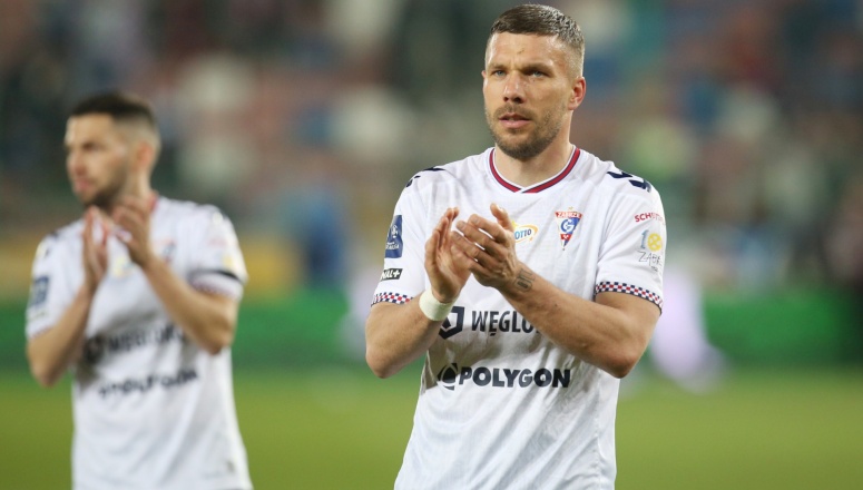 Lukas Podolski był gościem Romana Kołtonia w Prawdzie Futbolu. W obszernym wywiadzie nie szczypał się w język i mówił jak wyglądało 1,5 roku, które spędził w Górniku Zabrze.