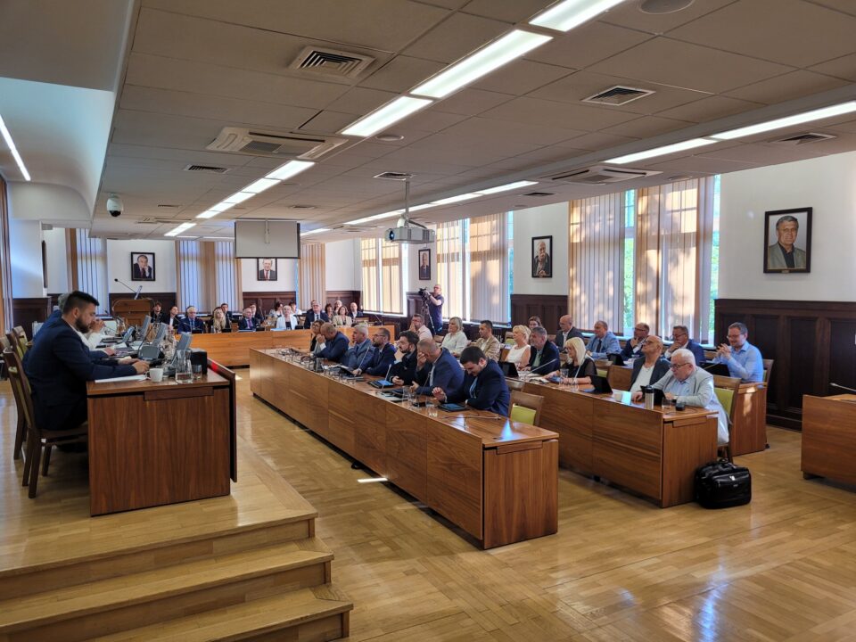 W miniony poniedziałek podczas obrad Rady Miasta Zabrze trwających 8 godzin, 13 radnych zagłosowało za udzieleniem absolutorium Małgorzacie Mańce-Szulik