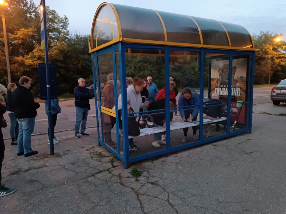 Codzienne zbiórki podpisów na przystankach i w kursujących autobusach, do tego zaangażowanie parafii z Zaborza Północ i Południe. A efekt? Już prawie 1000 zebranych podpisów przeciwko planom likwidacji autobusu linii nr 234.