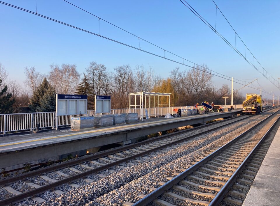 Już 15 grudnia w naszym mieście będą dostępne dwa nowe przystanki kolejowe: Zabrze Maciejów oraz Zabrze Północne. Inwestycje powstały w ramach Rządowego programu budowy lub modernizacji przystanków kolejowych w latach 2021 - 2025.