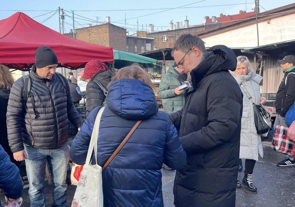 Trwało to około tygodnia. Efekt? Ponad 1000 zebranych podpisów pod inicjatywą uchwałodawczą za obniżeniem diet i dodatków zabrzańskim radnym. W czwartek (23 stycznia) Stowarzyszenie Lepsze Zabrze ogłosiło zakończenie akcji.