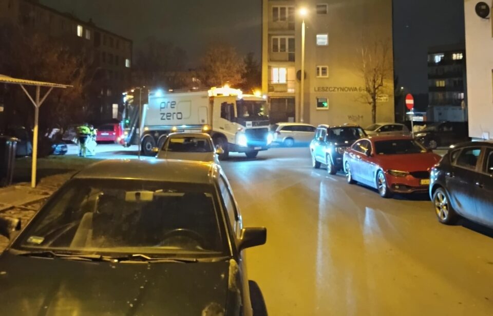 Ogromne odszkodowania w związku z przetargiem na odbiór i wywóz odpadów może zdaniem byłych wiceprezydentów Zabrza zapłacić miasto. Nowe władze jednak uspokajają, twierdząc, że to rozgrywki pomiędzy dwoma konkurującymi ze sobą firmami z branży odpadów. W tej sprawie zapadł już sądowy wyrok i właśnie przez to na poniedziałkowej sesji Rady Miasta w Zabrzu toczyła się dyskusja.