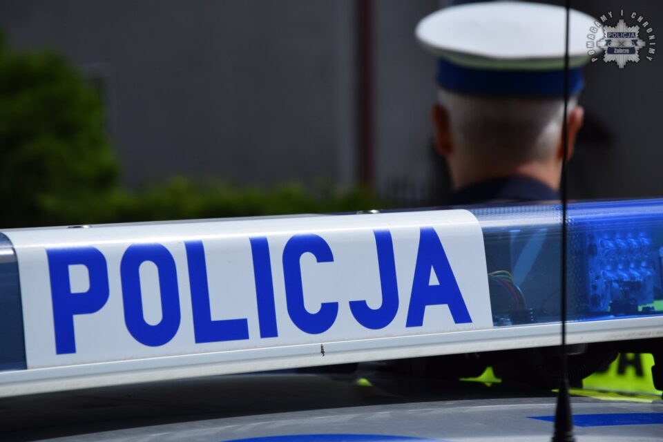 Zwłoki młodej kobiety odnaleziono w zaroślach, kilkaset metrów za jednym z budynków w rejonie Linodtrutu. O sprawie poinformował portal Zabrze112.pl