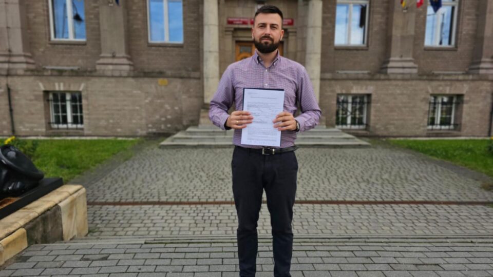 Sebastian Dziębowski startujący z Konfederacji na prezydenta Zabrza dozbierał brakujące podpisy poparcia. Udało się też to Rafałowi Kobosowi ze Skutecznych dla Zabrza, któremu również brakowało kilkuset podpisów.