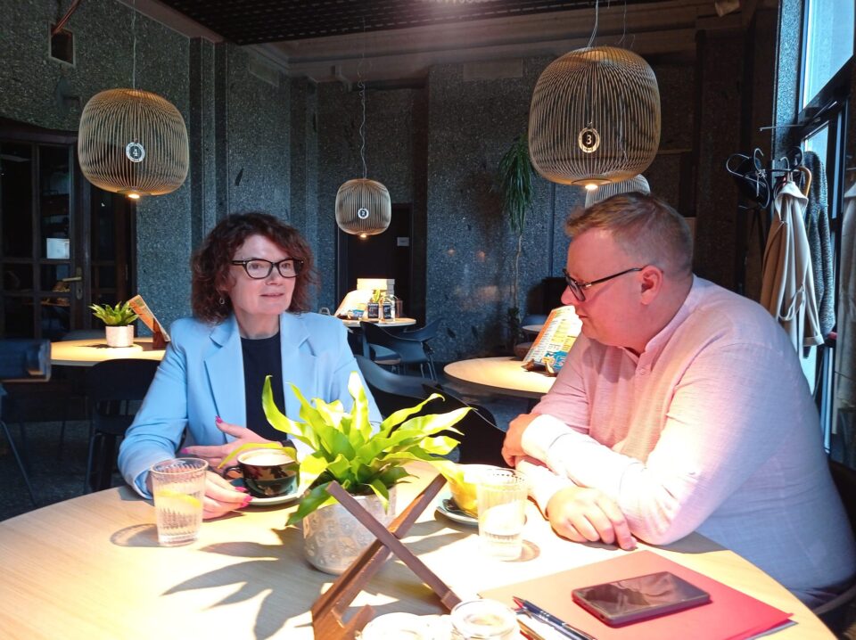 Już 10 sierpnia odbędą się przedterminowe wybory na prezydenta Zabrza. Startuje w nich sześciu kandydatów. Jedną z nich jest Ewa Weber, pełniąca obowiązki prezydenta Zabrza. Obejrzyjcie całą rozmowę wideo