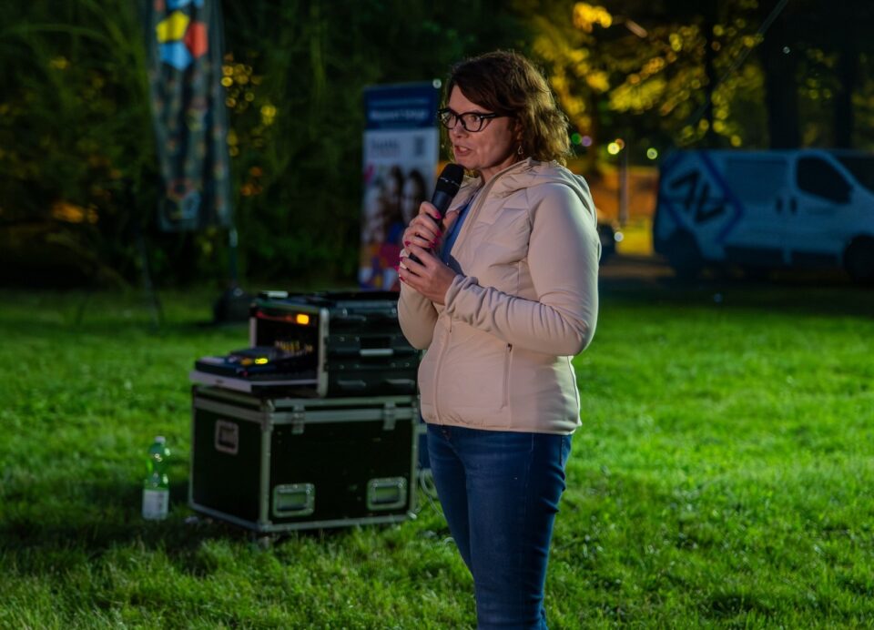 Już w najbliższy wtorek (12 sierpnia) o godz. 18.00, kandydatka na prezydenta Zabrza – Ewa Weber spotka się z zabrzańską młodzieżą i podpisze z nimi deklarację o współpracy. Spotkanie odbędzie się na dachu Centrum Przesiadkowego przy ul. Goethego.