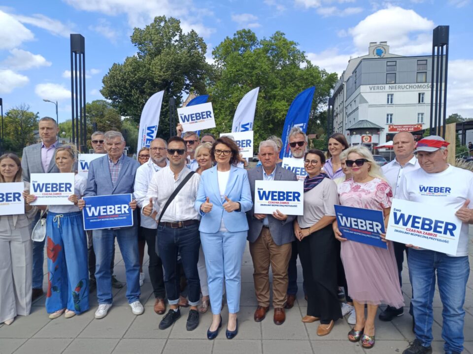 W piątek (22 sierpnia) na Placu Teatralnym w Zabrzu, na kilkanaście godzin przed ciszą wyborczą, pełniąca obowiązki prezydenta Zabrza Ewa Weber podziękowała wszystkim za wsparcie oraz podsumowała swoją kampanię wyborczą na prezydenta miasta. Obejrzyjcie wideo