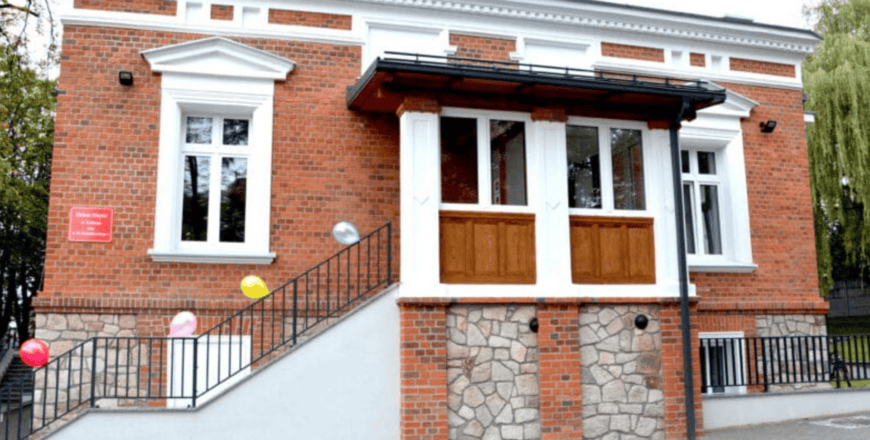 W Zabrzu nadal dostępne są wolne miejsca w żłobkach – zarówno w placówkach publicznych, jak i niepublicznych. To idealny moment, by zapewnić dziecku profesjonalną opiekę i spokojny start jeszcze przed etapem przedszkolnym.