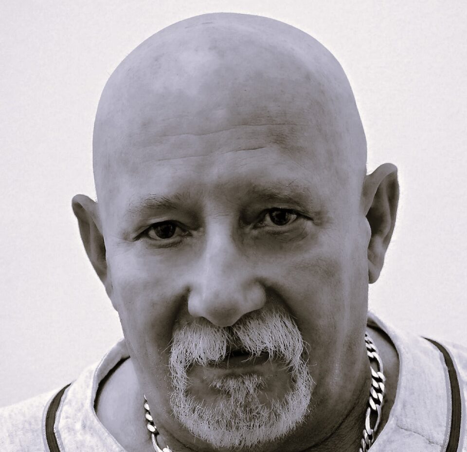 W wieku 79 lat zmarł Jerzy Przybysz, ceniony fotograf i fotoreporter związany od dekad z Zabrzem. Jego zdjęcia, publikowane w lokalnej i regionalnej prasie, (m.in. Nowiny Zabrzańskie i Dziennik Zachodni), uchodziły za jedne z najważniejszych dokumentów życia miasta. Przybysz był znany z wyjątkowej wrażliwości, umiejętności uchwycenia chwili oraz konsekwentnego dokumentowania historii Zabrza i jego mieszkańców.