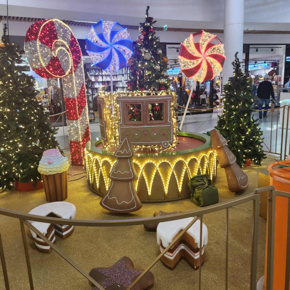 Nadchodzący tydzień w Zabrzu zapowiada się wyjątkowo intensywnie. Mieszkańcy i goście miasta będą mogli wybierać spośród licznych wydarzeń kulturalnych, edukacyjnych, rekreacyjnych i rodzinnych, które odbędą się w różnych dzielnicach. W programie znalazły się spektakle teatralne, spotkania świąteczne, warsztaty kreatywne, wystawy oraz aktywności dla seniorów i dzieci.