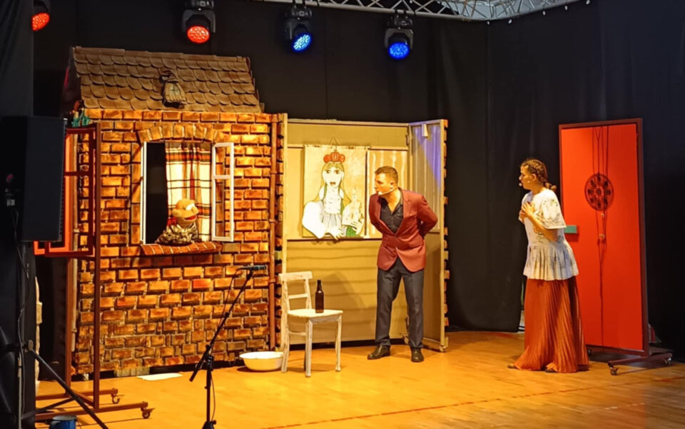 Początek grudnia w Zabrzu zapowiada się wyjątkowo intensywnie – zarówno dla miłośników kultury, jak i dla rodzin z dziećmi, pasjonatów sportu, sztuki czy lokalnych tradycji. Miasto przygotowało bogaty harmonogram wydarzeń, który wypełni cały pierwszy tydzień miesiąca. W programie znajdziemy koncerty, wystawy, spektakle, jarmarki świąteczne oraz kreatywne warsztaty. Oto unikalny, kompleksowy przewodnik, który pomoże zaplanować każdy dzień.