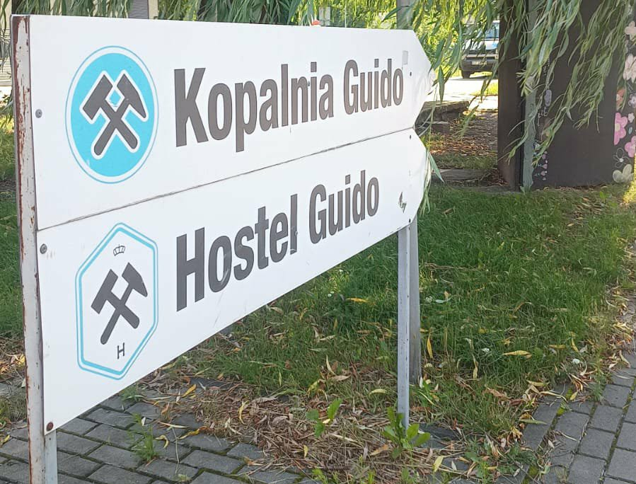 Ostatni tydzień wakacji w Zabrzu zapowiada się wyjątkowo intensywnie. Mieszkańcy i goście naszego miasta będą mogli skorzystać z szerokiej oferty kulturalnej, filmowej i rekreacyjnej. Sprawdź szczegółowy harmonogram wydarzeń od poniedziałku do niedzieli i zaplanuj swój czas!